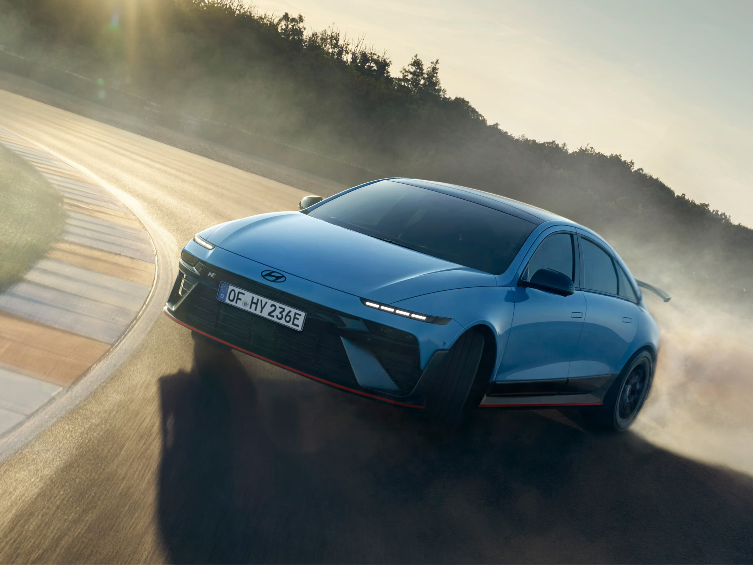 Hyundai_IONIQ-6N_Exterior-Front-Quarter_Driving_16_IONIQ-6N_Driving-Front-Quarter_Drift-Optimizer-4x3